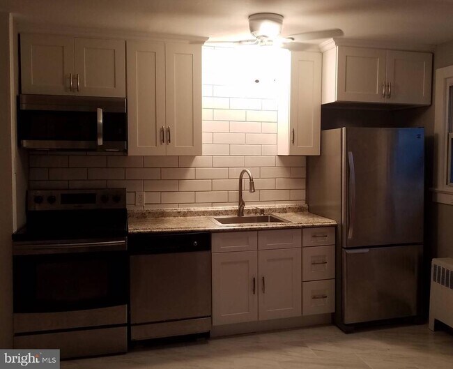 Foto del edificio - 7 E Main St