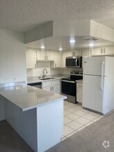 Building Photo - 403 Mesa Blvd