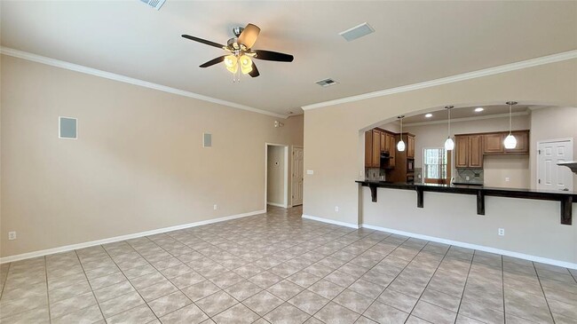 Building Photo - 16212 Double Eagle Dr