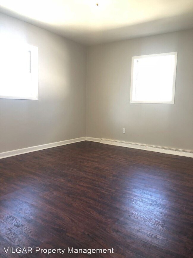 Building Photo - 4 br, 2 bath House - 314 Hamlin St