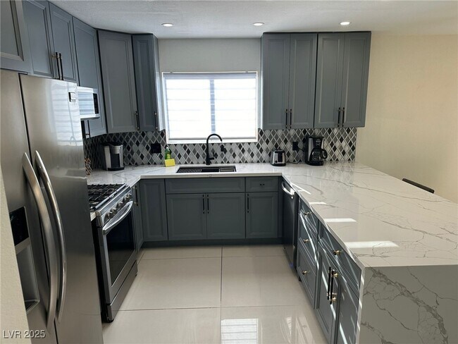 Foto del edificio - 9544 Amber Valley Ln