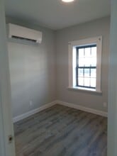 Building Photo - 140 Hamilton St