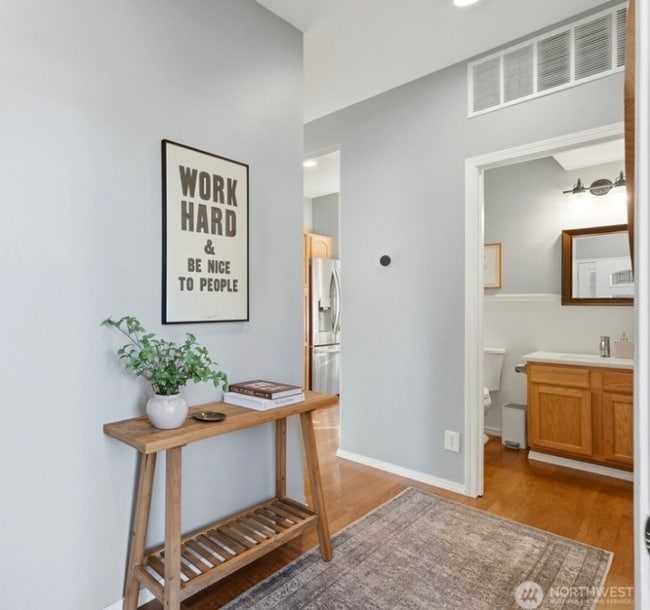 Foto del edificio - 20505 66th Dr NE