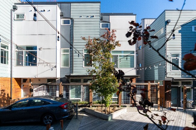 Foto del edificio - 122 20th Ave