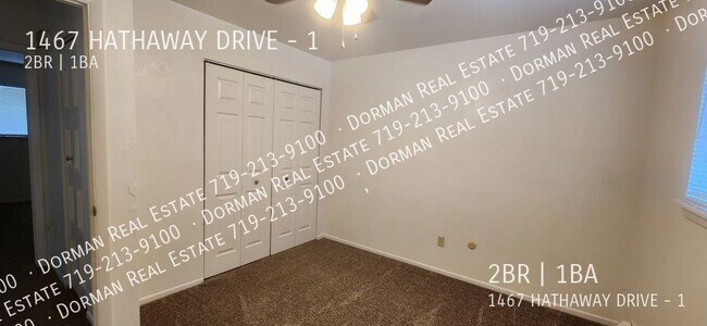 Foto del edificio - 1467 Hathaway Dr