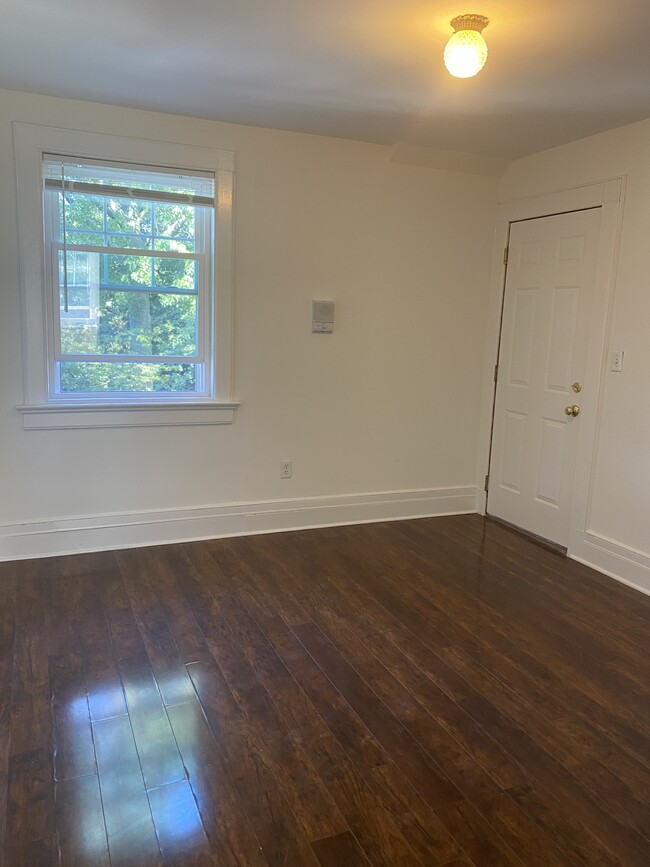 Living Room Entry - 181 Summit Ave
