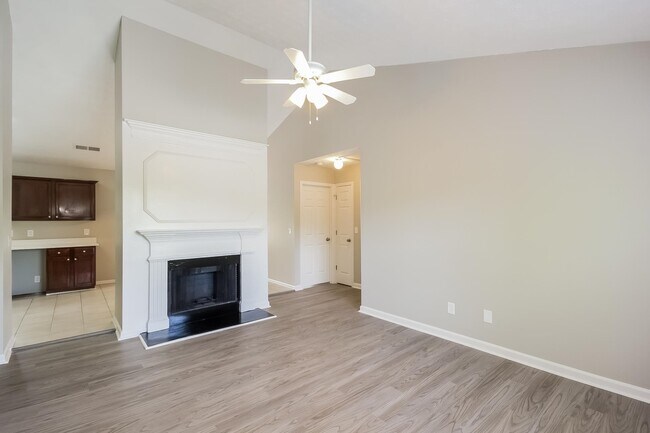 Foto del edificio - 3798 Cedar Trace Ln