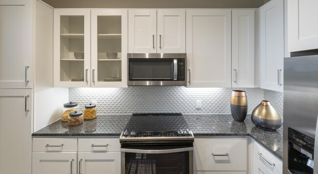 Building Photo - 1 Month Free Rent – Move In Before It’s Gone!