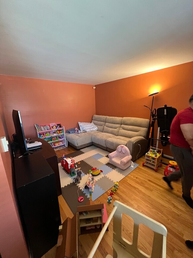 Photo - 7206 W Wellington Ave Apartment