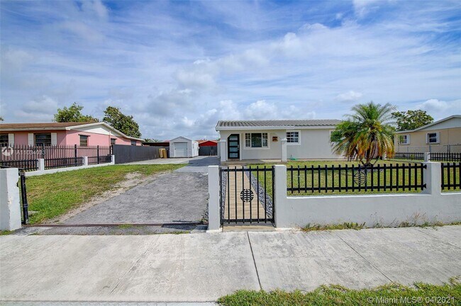 Foto del edificio - 11831 SW 206th Ter