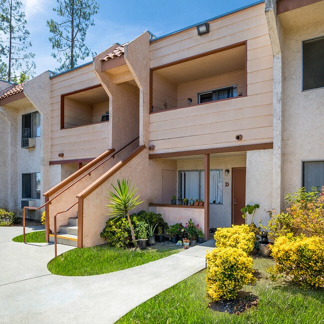 Pine View Preservation Apartments Fallbrook, CA