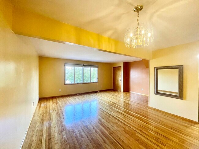 Foto del edificio - 57 ISABELLA Ave