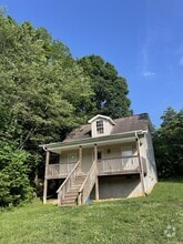 Building Photo - 1906 Highland Rd