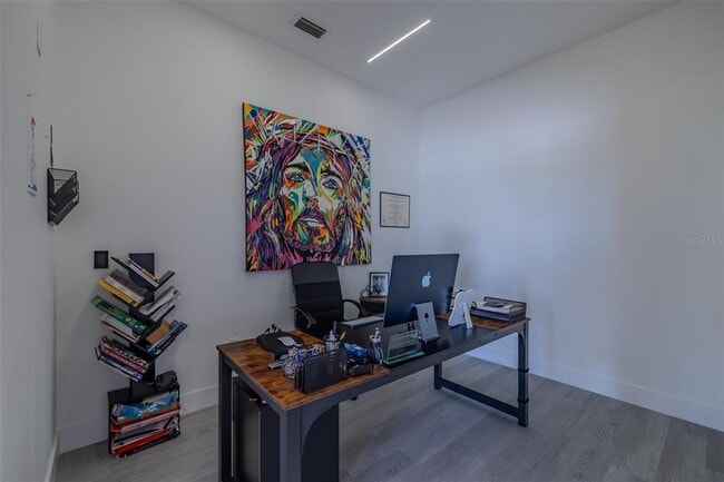 Foto del edificio - 8117 Hampton Glen Dr