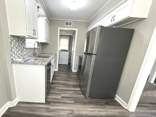 Foto del edificio - 805 S Norbury Ave