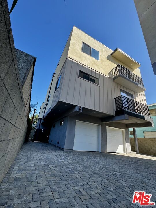 Foto del edificio - 5637 Homeside Ave