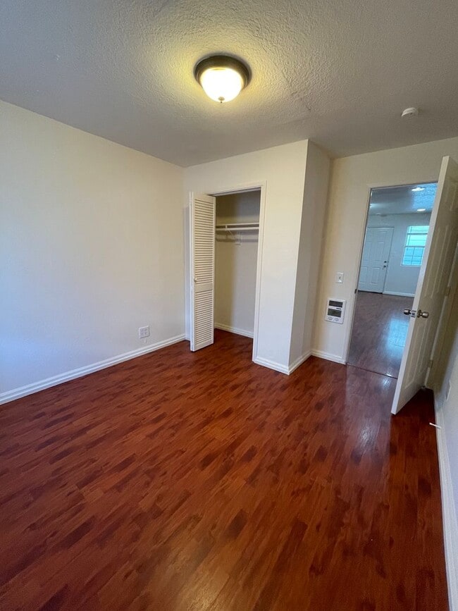 Foto del edificio - 1669 12th St