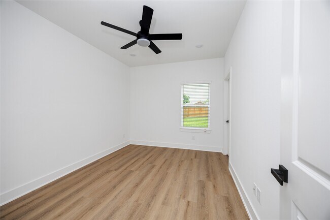 Foto del edificio - 934 South Ln