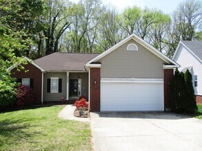 Building Photo - 2004 Conifer Cir