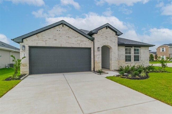 Building Photo - 30702 CASTLE COVE Dr
