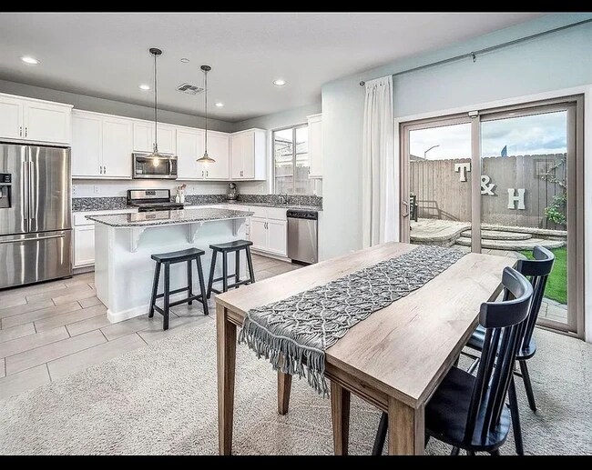Foto del edificio - 2793 Maraschino Wy
