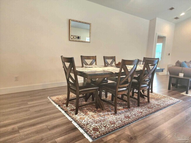 Building Photo - 1829 N 8th Ave