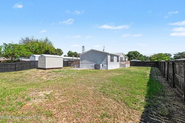 Building Photo - 423 Brozman Ln
