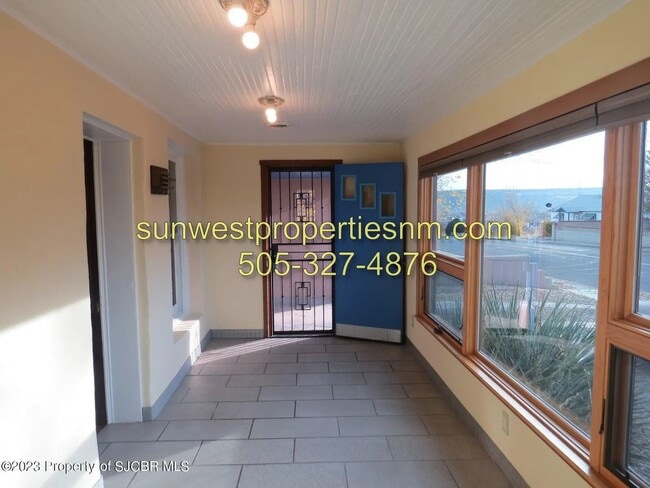 Building Photo - Updated 2 Bedroom House with Carport