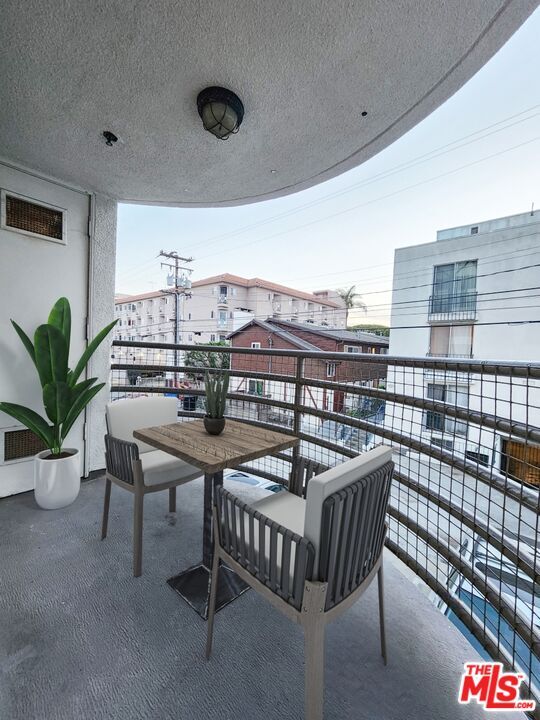 Foto del edificio - 832 3rd St