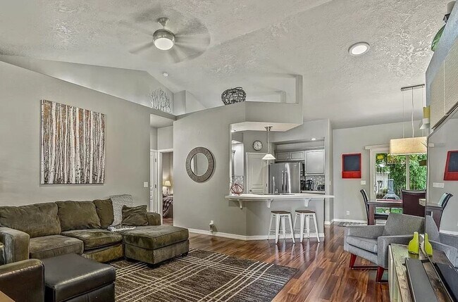 Foto del edificio - Beautiful 3 bed 2 bath in Meridian Tumble Creed Subdivision just off Linder and Ustick Rd.