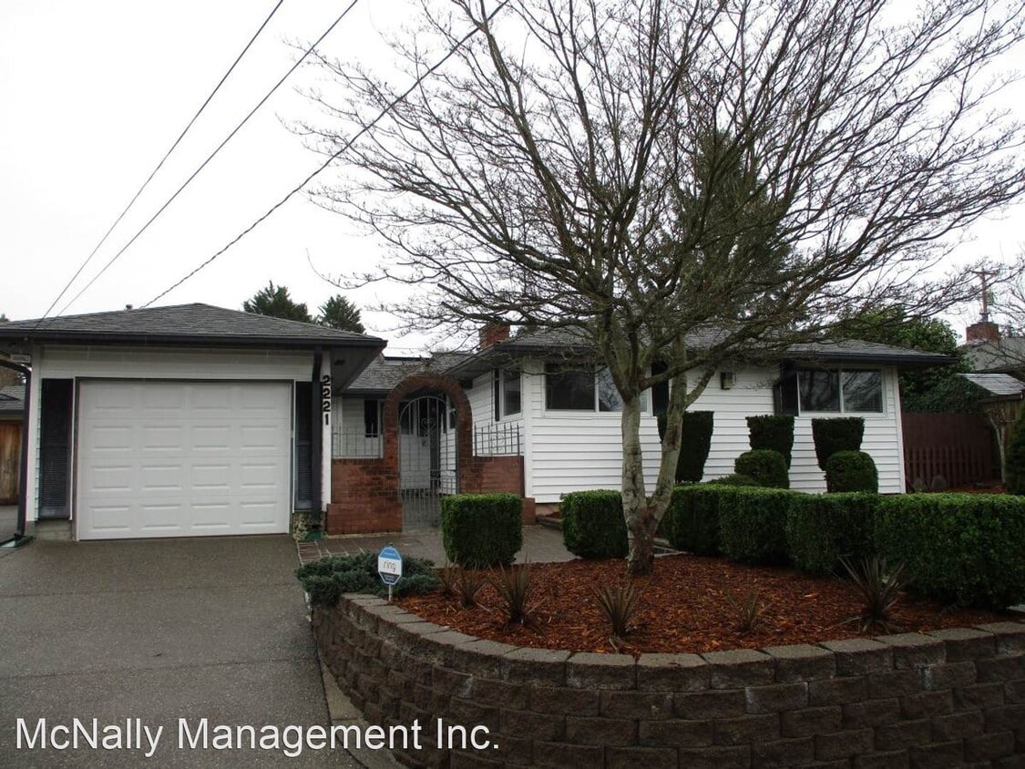 2221 Mountain View Ave W, University Place, WA 98466 House Rental in
