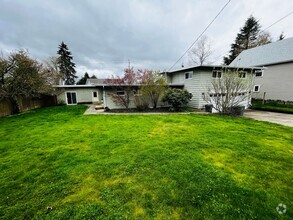 Building Photo - 745 Rasmussen Ln