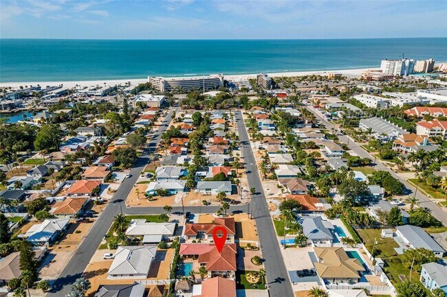 Building Photo - 206 Lido Dr