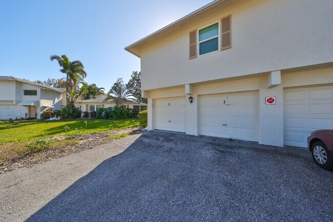 Foto del edificio - 3210 39th St S