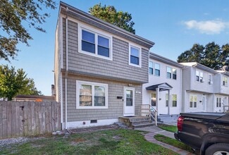 Building Photo - 3061 Breslaw Ct