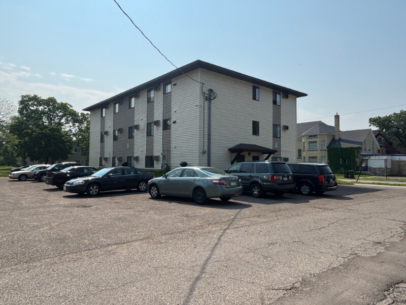 Foto del edificio - 527 8th Ave S