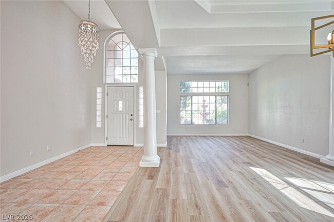 Foto del edificio - 8052 Marbella Cir