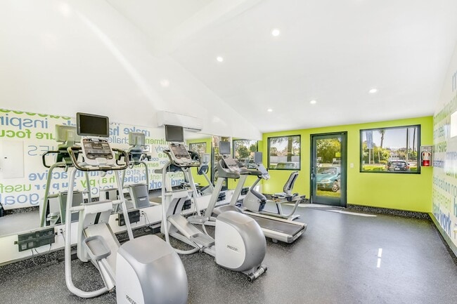 Building Photo - Torrey Pines