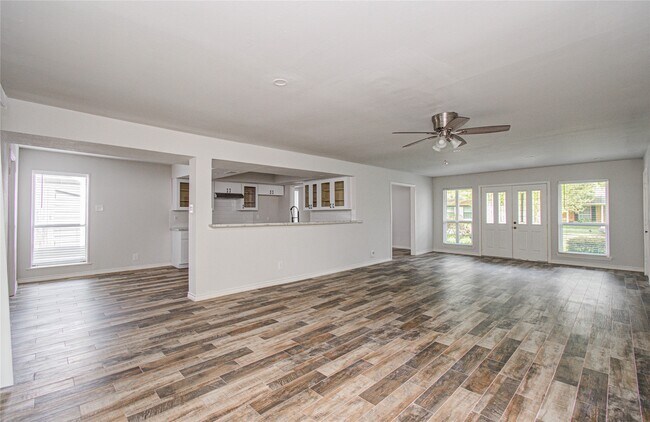 Building Photo - 5507 Braesvalley Dr