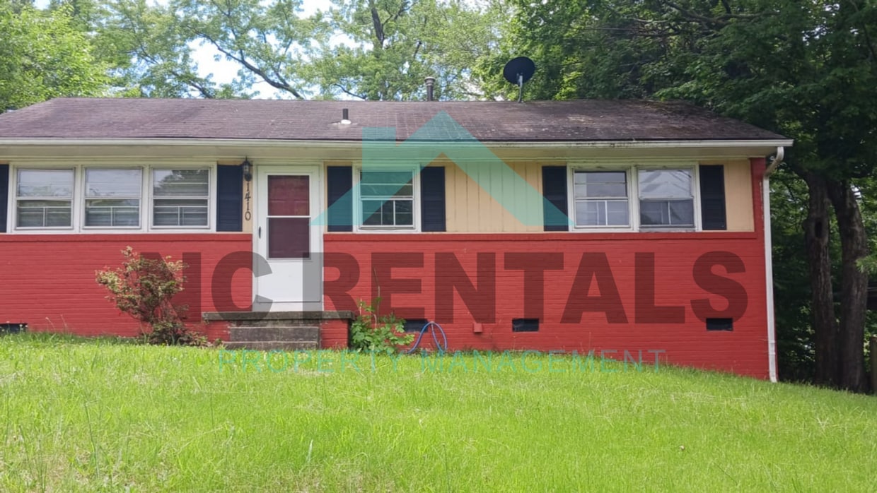 Foto principal - 1410 E Cone Blvd