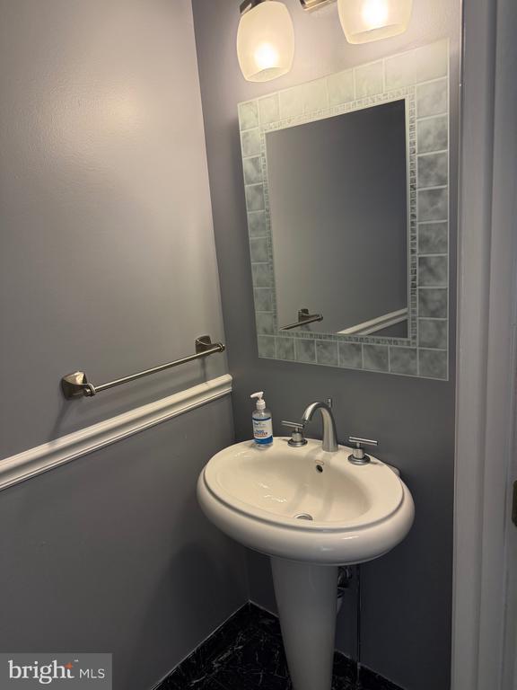 Foto del edificio - 20914 Rosebay Pl