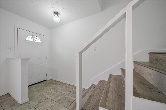 Foto del edificio - 1403 Blalock Rd