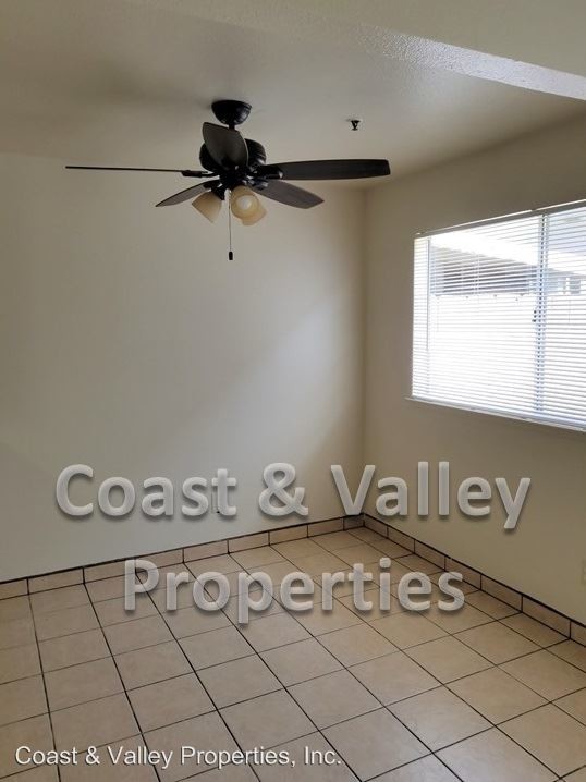 Building Photo - 10541 Geil St