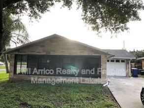Building Photo - 968 Sunshine Way SW