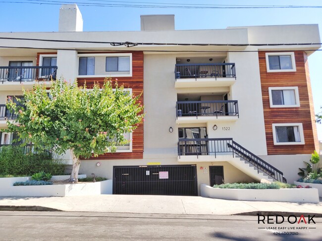 Building Photo - 1522 N Formosa Ave