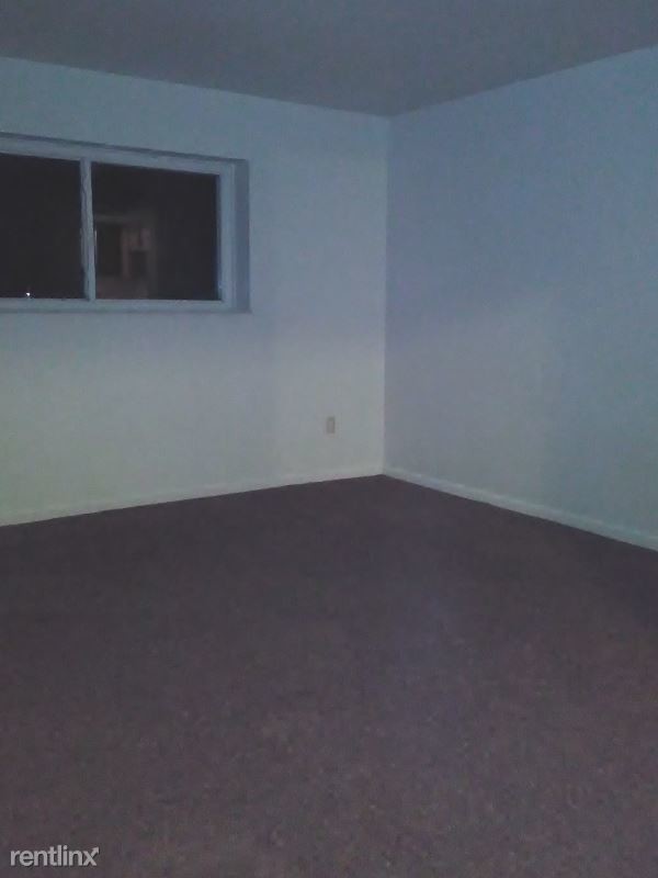 Building Photo - 10725 S Dixie Hwy