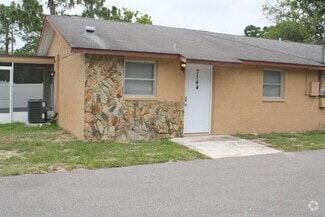 Building Photo - 7144 Bellaire Terrace