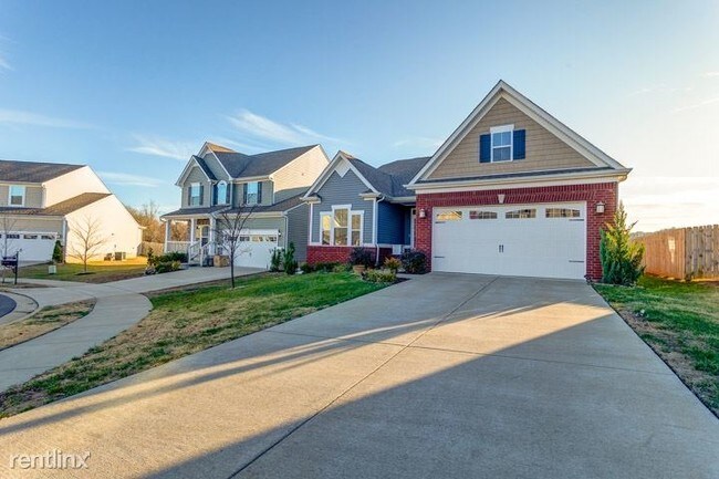 Building Photo - 4 br, 3 bath House - 1664 Brockton Ln