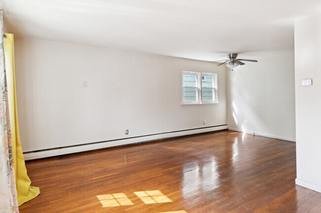 Building Photo - 38 Brighton Terrace