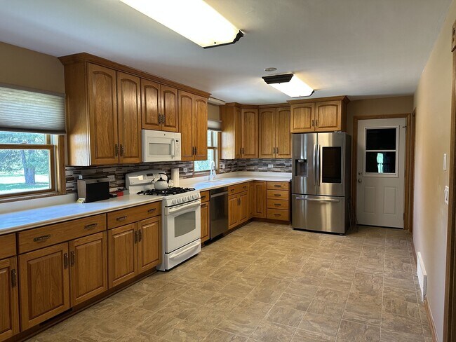 Foto del edificio - 8 G.K. Ln